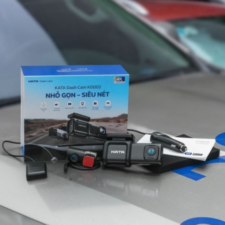 Lắp đặt camera hành trình cho xe VinFast Limo Green